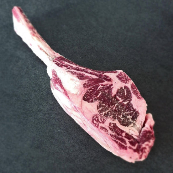 Tomahawk Steak | Handverlesen | zugeputzt & gebunden | Färse | MS3+
